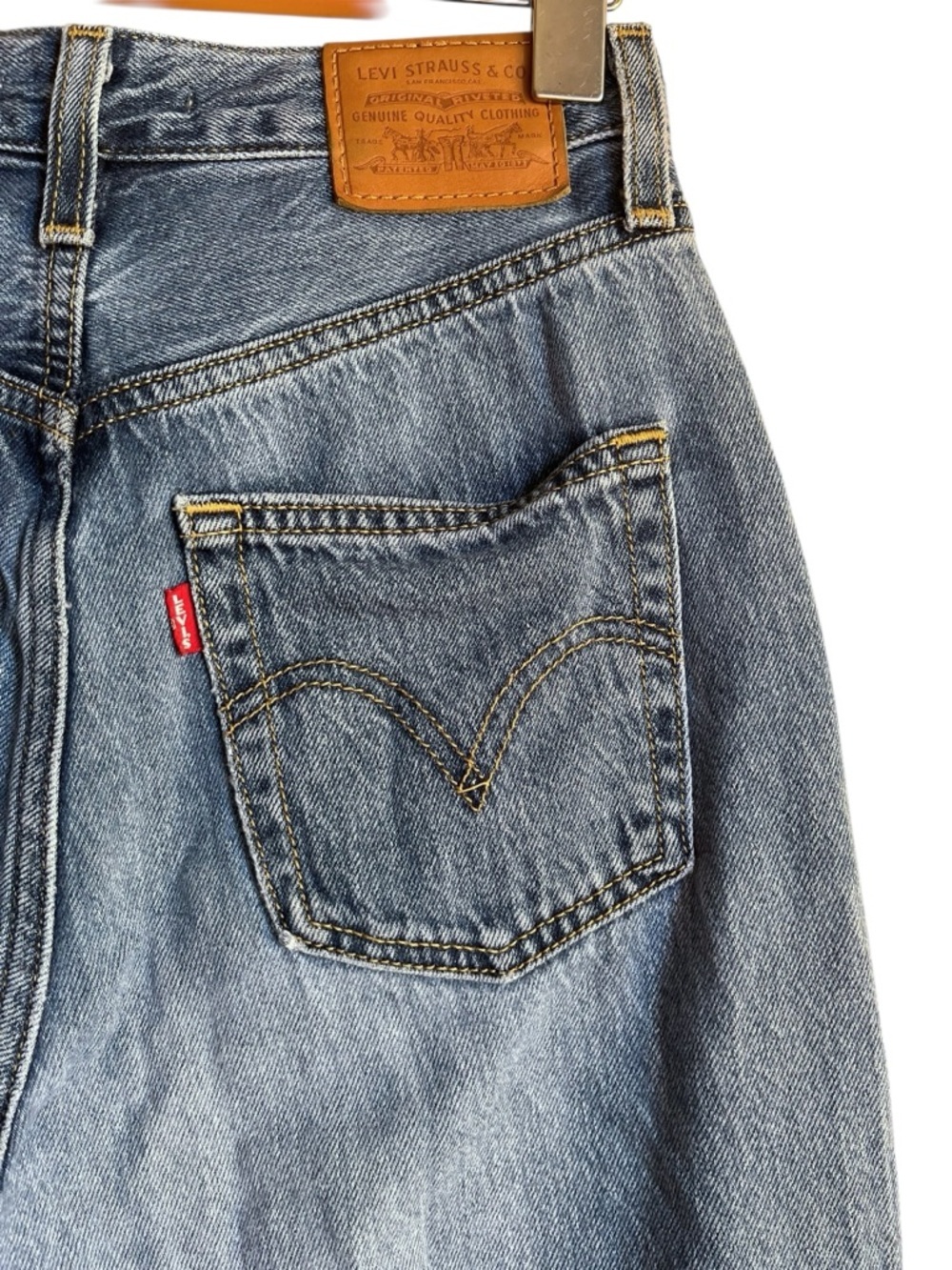 Levi’s High Loose Taper Jeans High Rise Relaxed W25 Premium Blue Denim - Picture 10 of 16